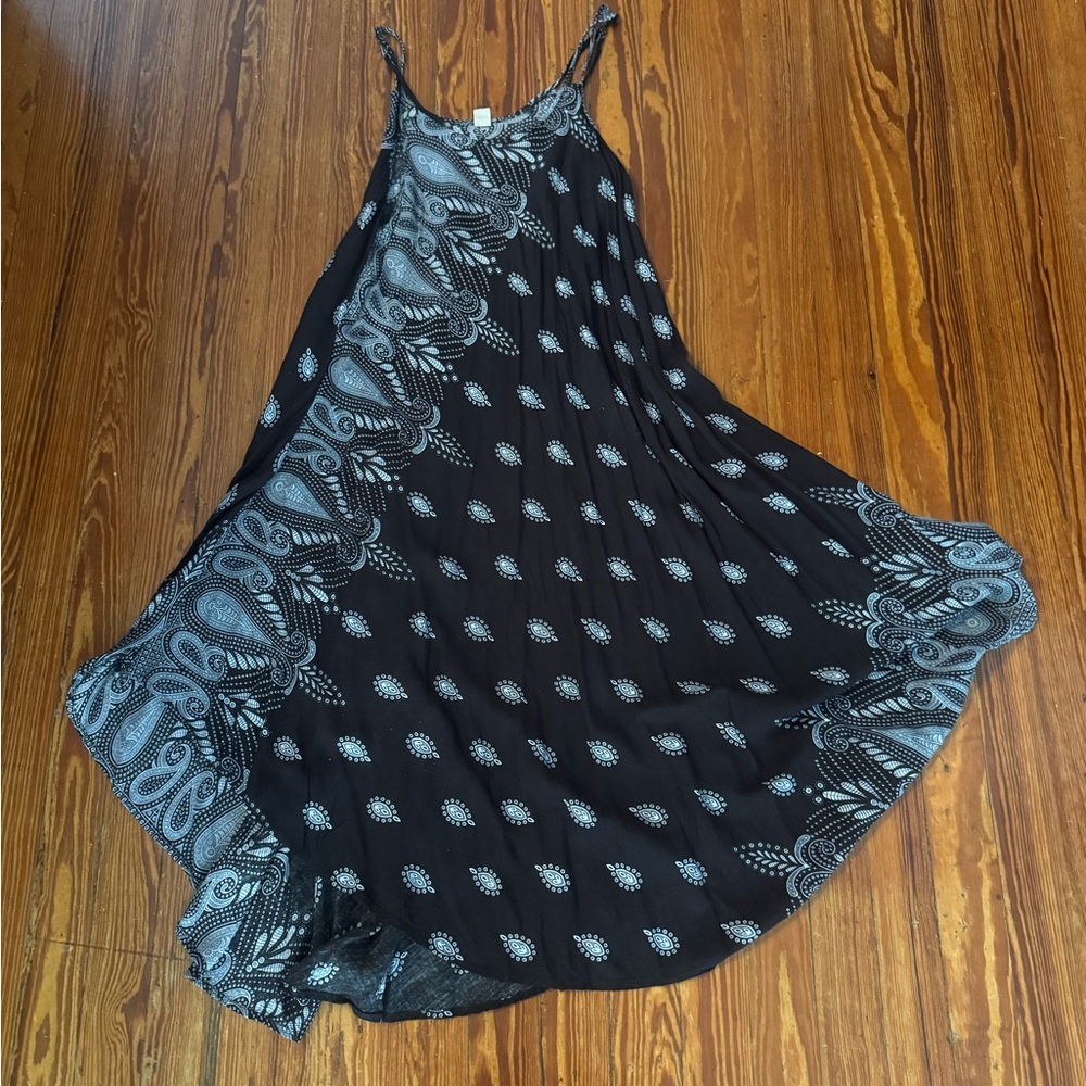 Black and Gray Paisley Maxi Dress